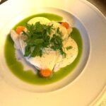 Njut av god mat på Restaurang Lassalyckan A la carte på Hotell Lassalyckan